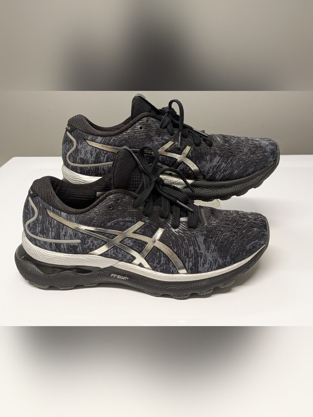 ASICS GEL-Nimbus 24 Platinum Sales Sample Grey W 8